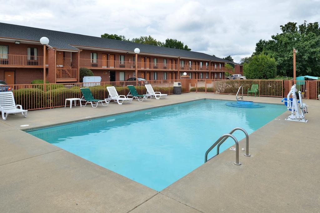 America'S Best Value Inn & Suites Sheridan Buitenkant foto