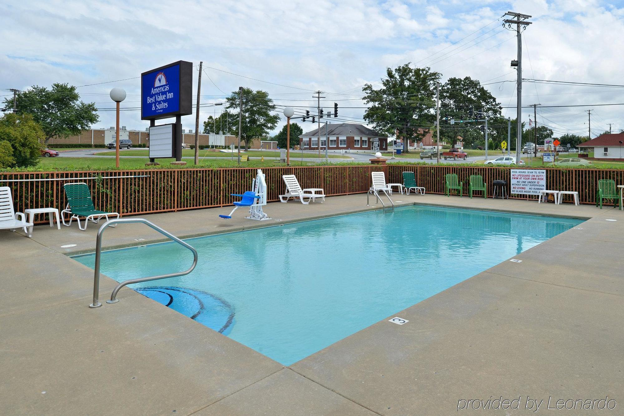 America'S Best Value Inn & Suites Sheridan Buitenkant foto