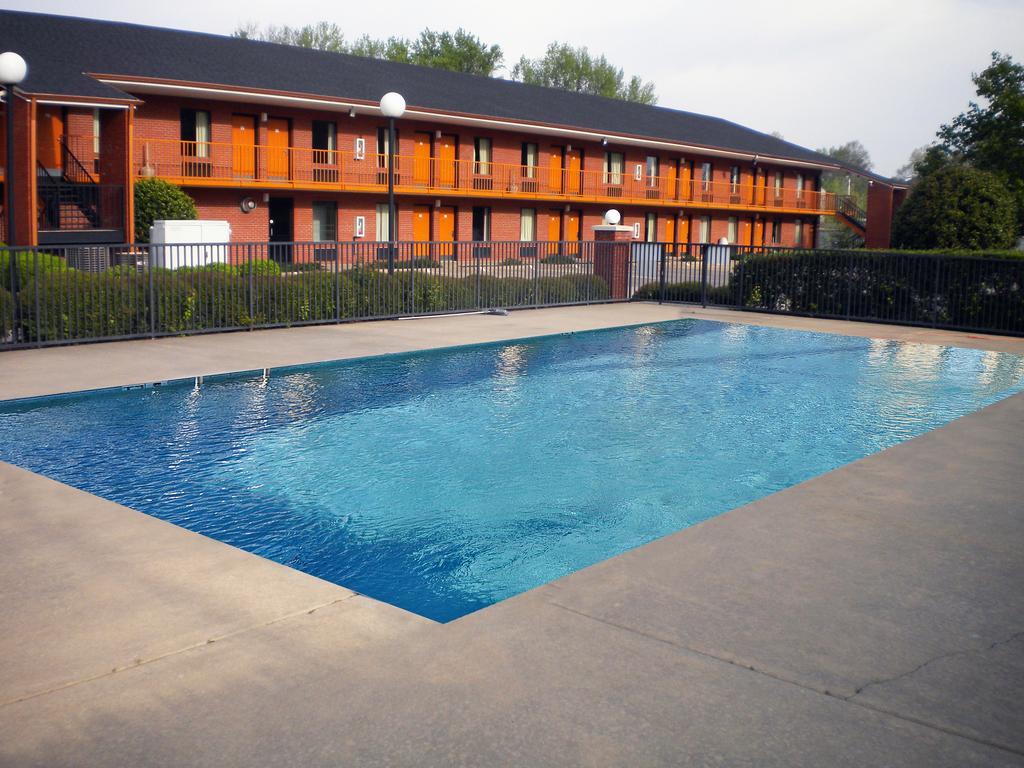 America'S Best Value Inn & Suites Sheridan Buitenkant foto